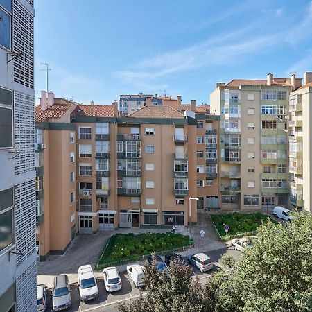 In Bed With Lisbon 5N Apartment Амадора Екстериор снимка